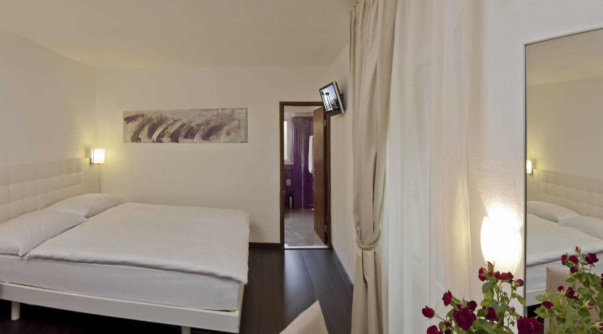 Hotel America لوكارنو المظهر الخارجي الصورة